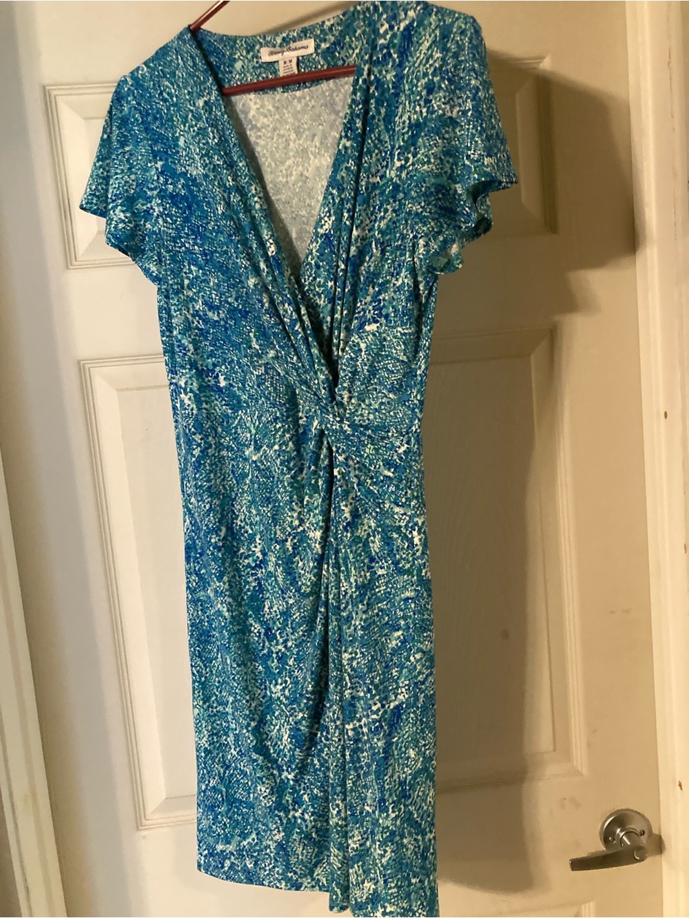 Flattering Tommy Bahama Teal & Blue Abstract Twist-Front Tunic